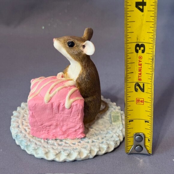 Vintage Mouse Figurine After The Party Mice Munro Anthropomorphic Cake Dessert - Picture 3 of 4